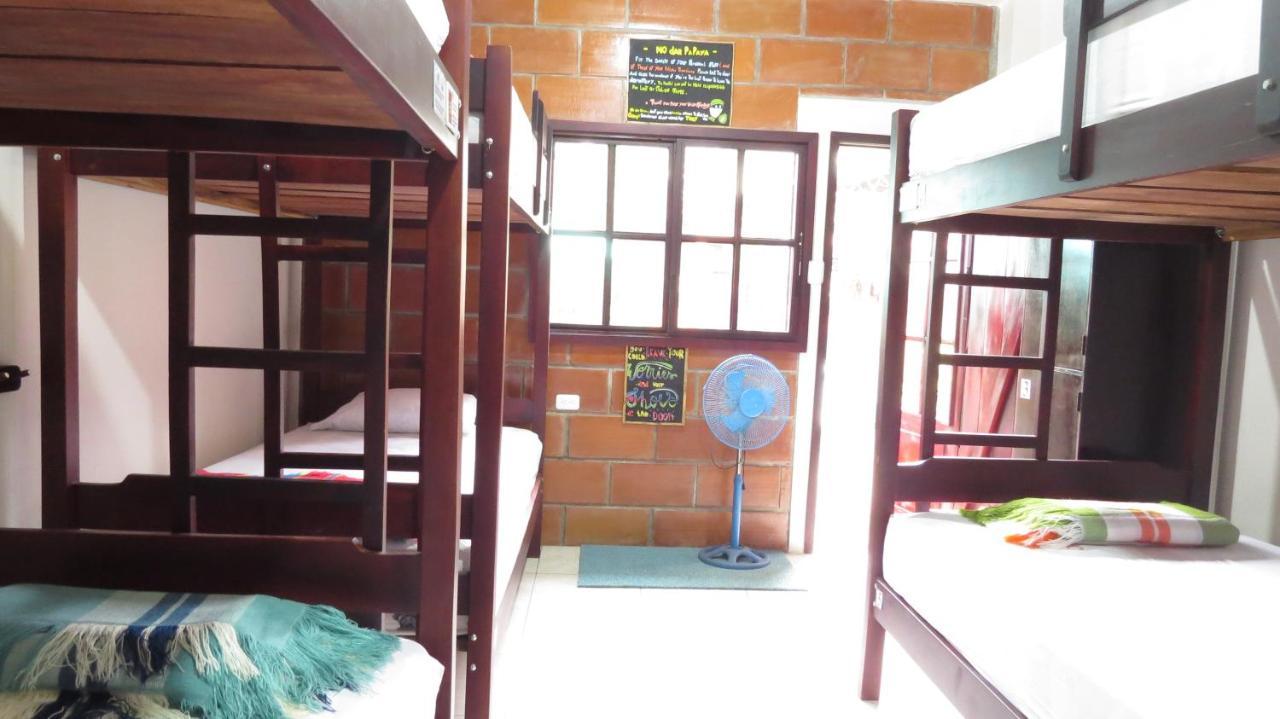 Esperanto Bed & Breakfast Surf Hostel 몬따니따 외부 사진