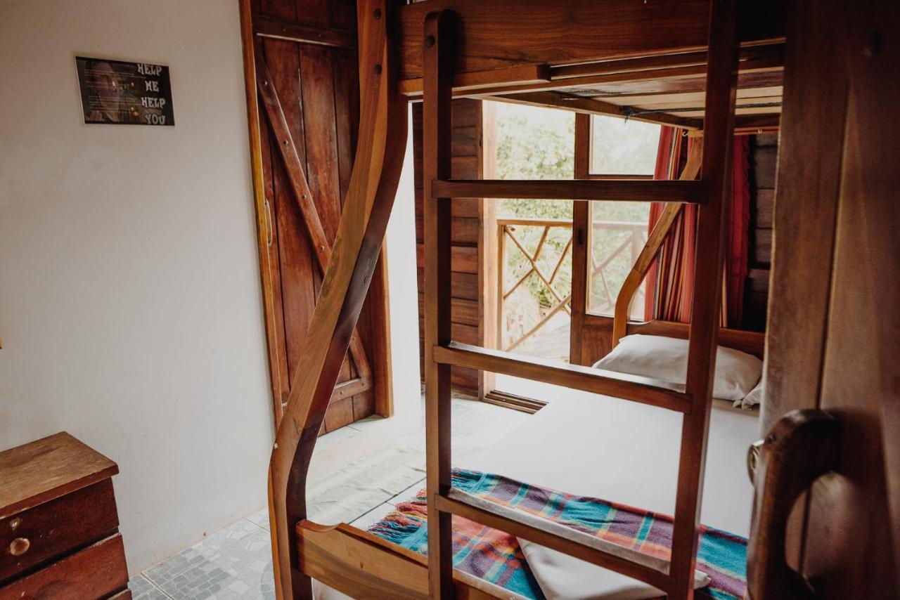 Esperanto Bed & Breakfast Surf Hostel 몬따니따 외부 사진