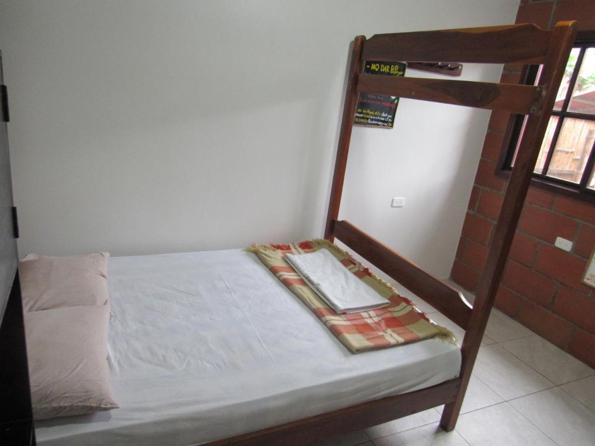 Esperanto Bed & Breakfast Surf Hostel 몬따니따 외부 사진