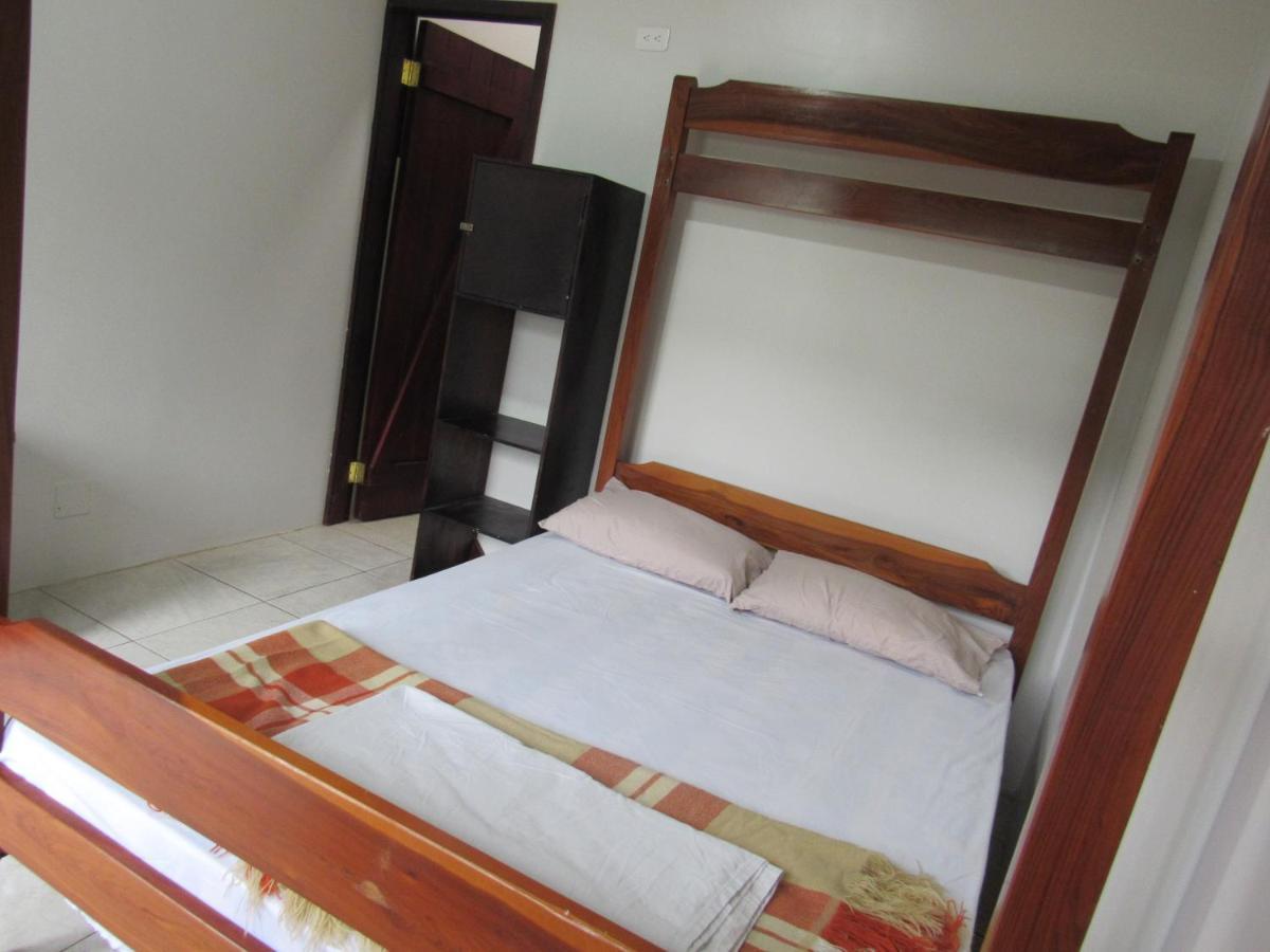 Esperanto Bed & Breakfast Surf Hostel 몬따니따 외부 사진