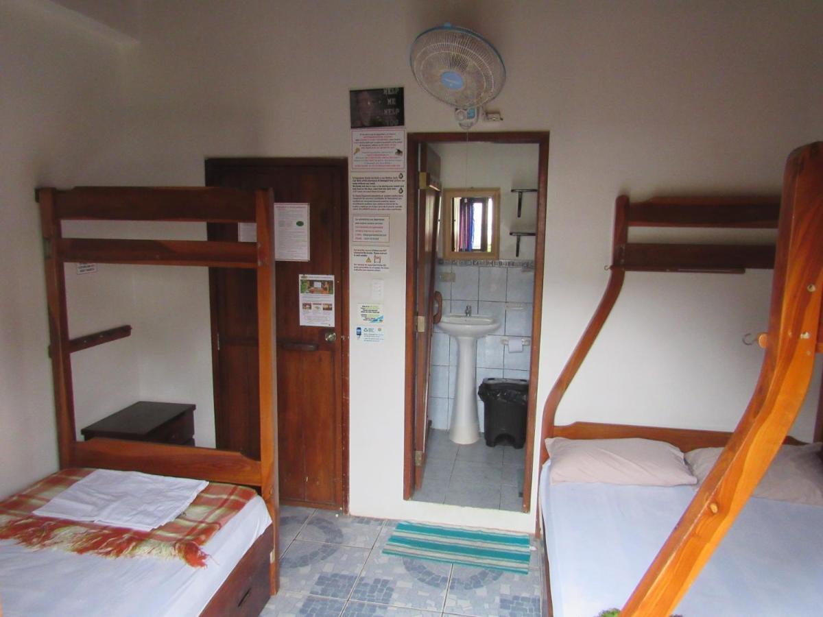 Esperanto Bed & Breakfast Surf Hostel 몬따니따 외부 사진