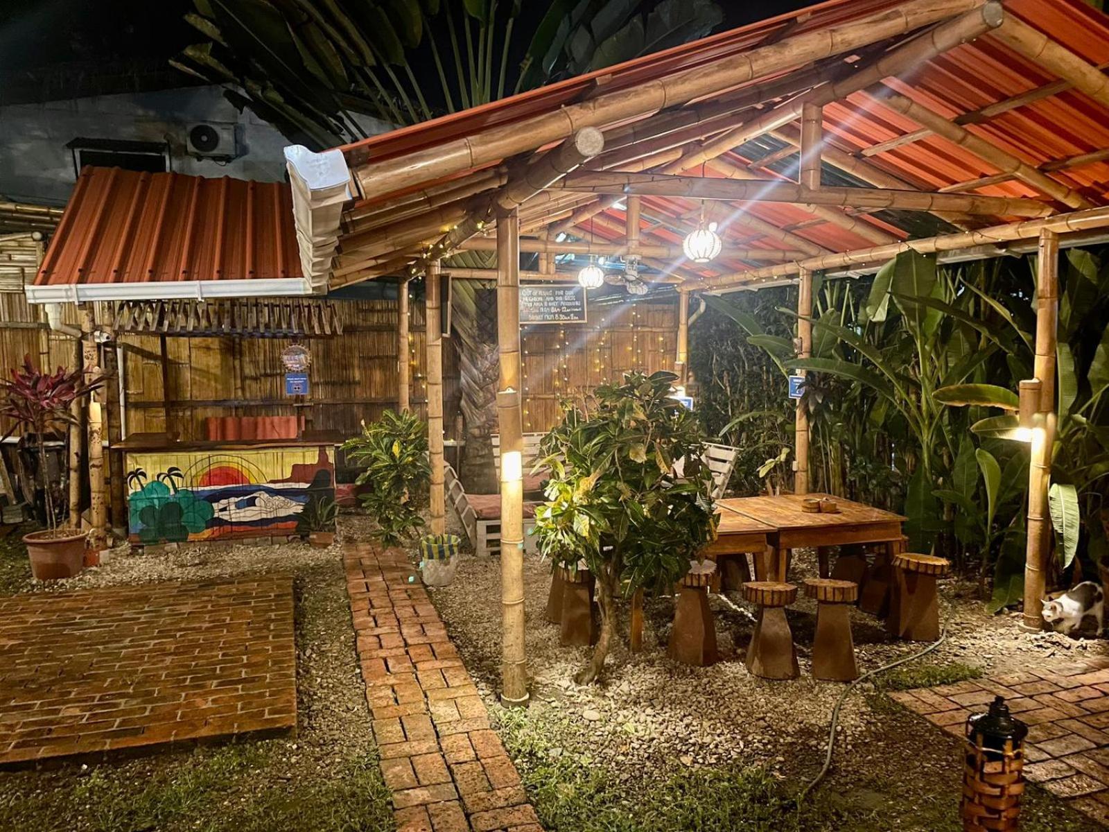 Esperanto Bed & Breakfast Surf Hostel 몬따니따 외부 사진